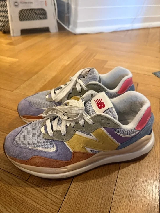 New Balance Women’s 5740 Multicolor Athletic Sneakers - Picture 3 of 6